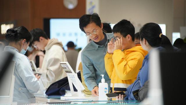 型案例立体化打造现代医院管理标杆AG真人爱尔眼科入选国家级管理典(图2)